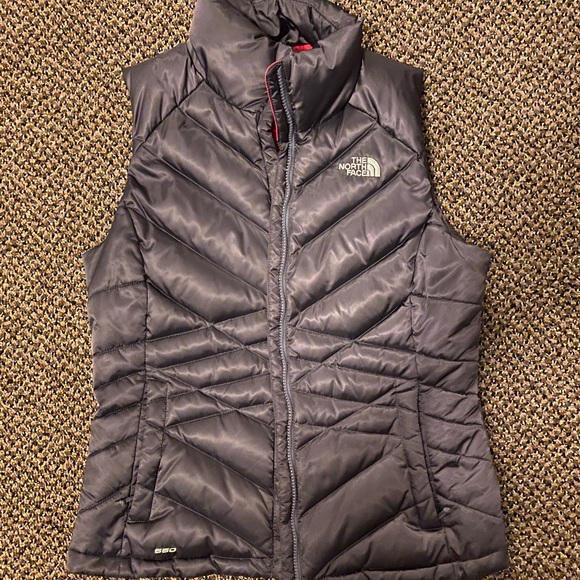 The North Face Jackets & Blazers - Women’s (M) North Face Vest 550